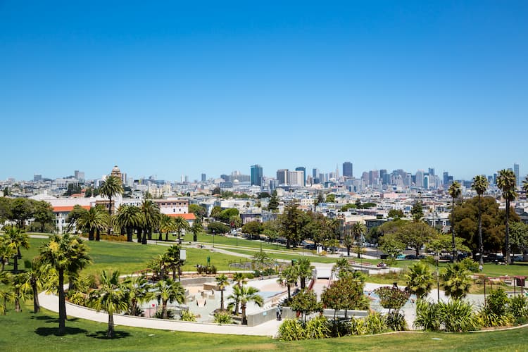 the san francisco sky line from mission dolores park