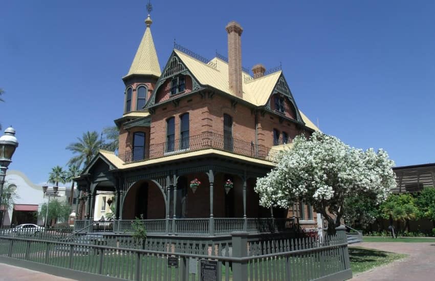 exterior of the Rosson House in Phoenix